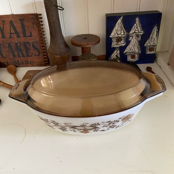 Pyrex - Picture 1 of 5